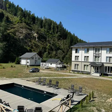 відпочинковий комплекс біла кобила *